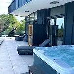 Premium Penthouse