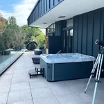 Premium Penthouse *
