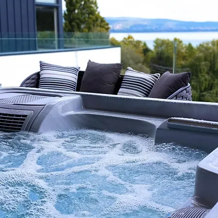 Premium Penthouse *