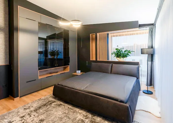 Premium Penthouse *